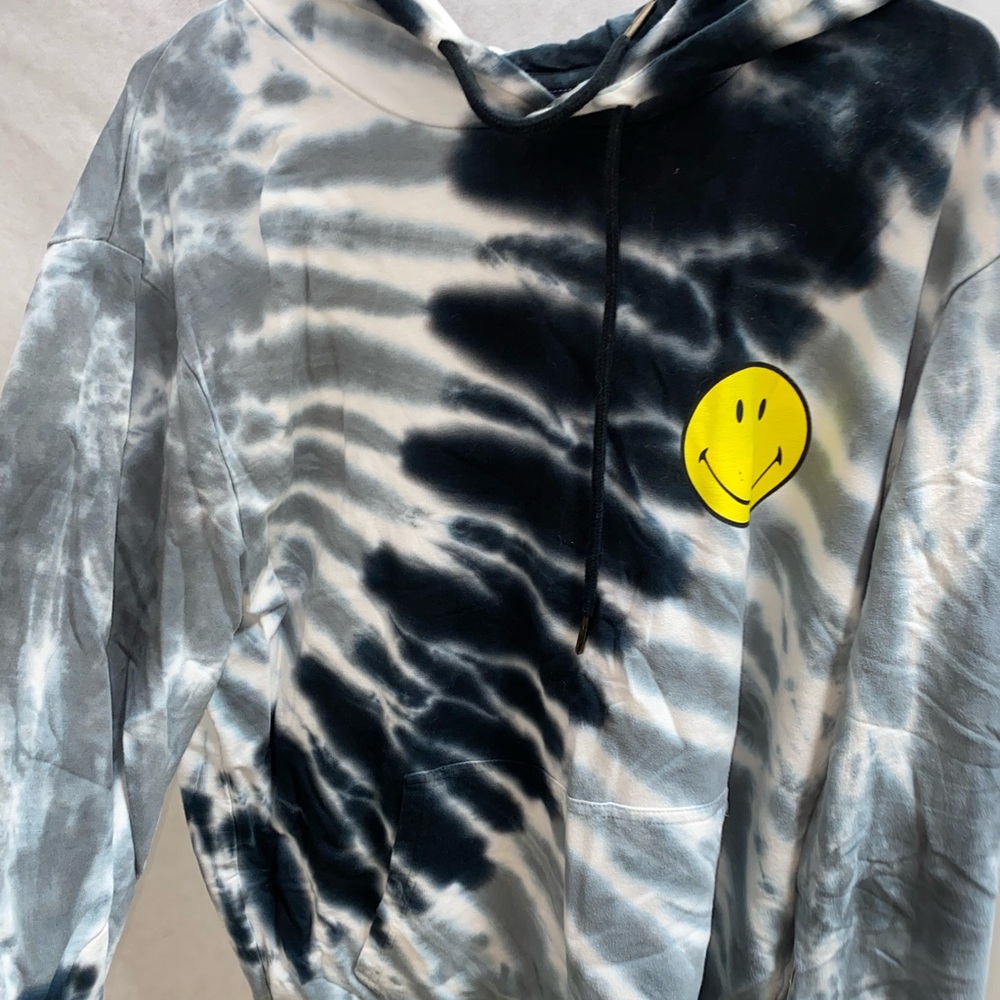 MENS TIE DYE GRAPHIC HOODIE SIZE LARGE